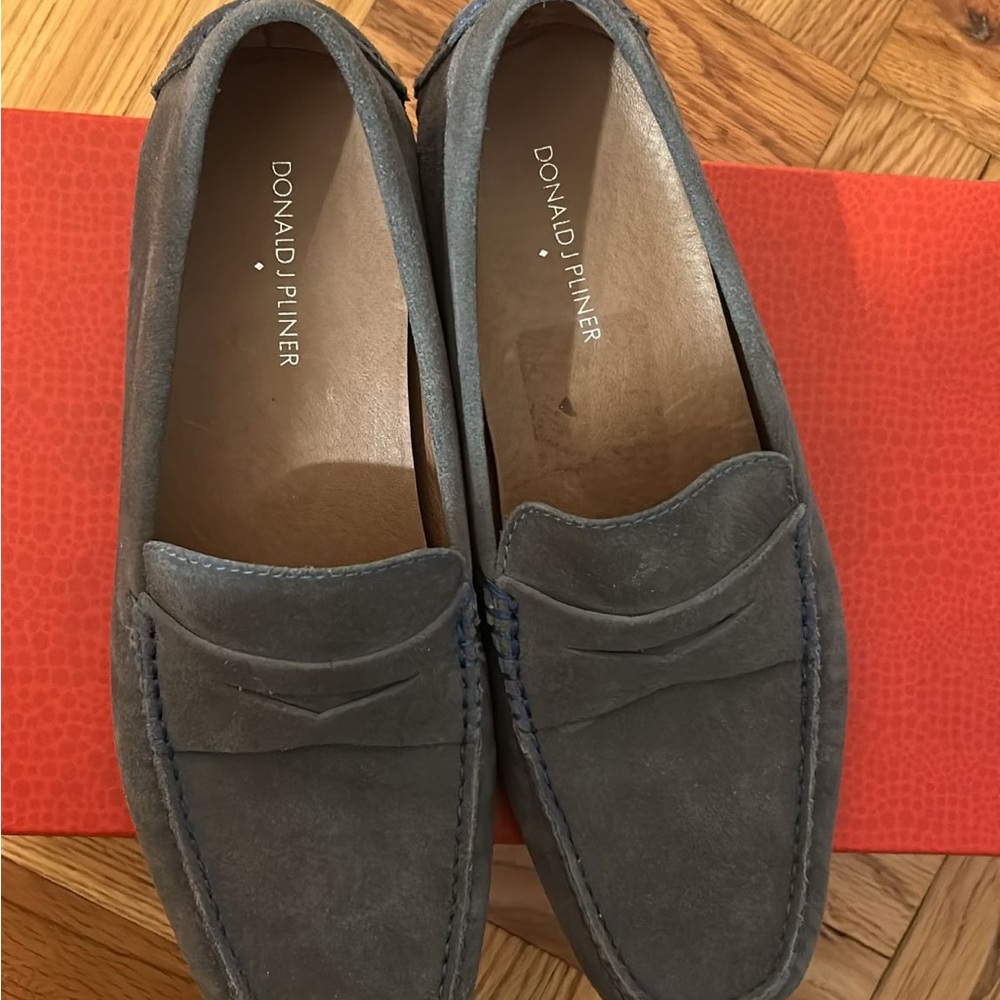 Donald J. Pliner Gray Leather Suede Loafers Size 8.5 - Picture 4 of 6